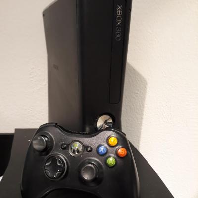 Xbox 360 slim 4go 39 99 